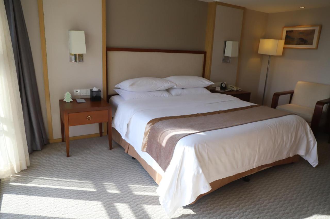 Jinling Riverside Hotel Nanjing  Exterior foto